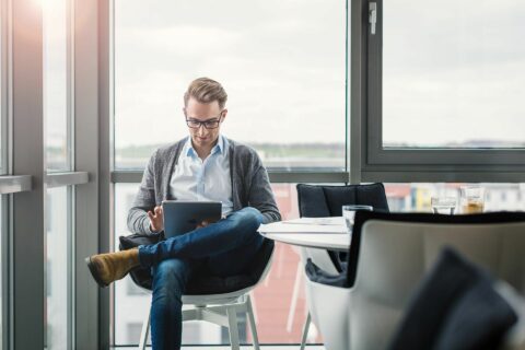 PROCESS TRAVEL EXPENSES AUTOMATICALLY